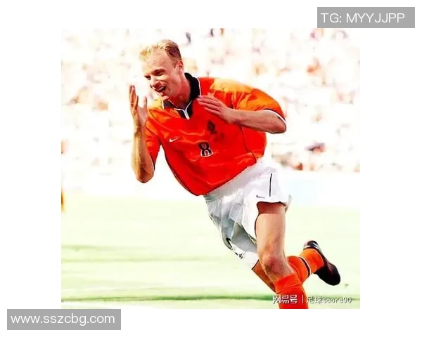 足球明星的专属记者揭秘他们背后的故事与生活点滴